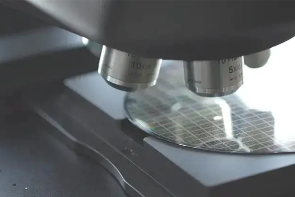 AOI檢測(cè)如何逐步滲透進(jìn)半導(dǎo)體領(lǐng)域